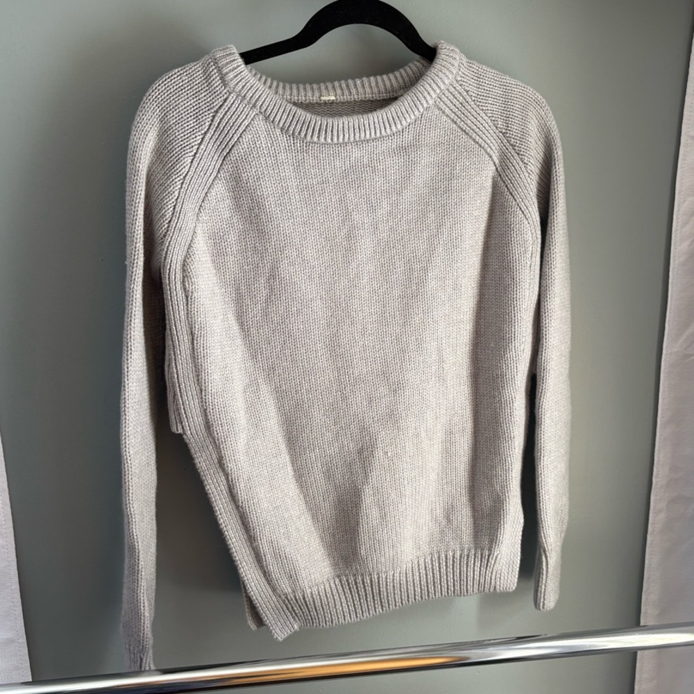 Lululemon Women's Gray Sweater